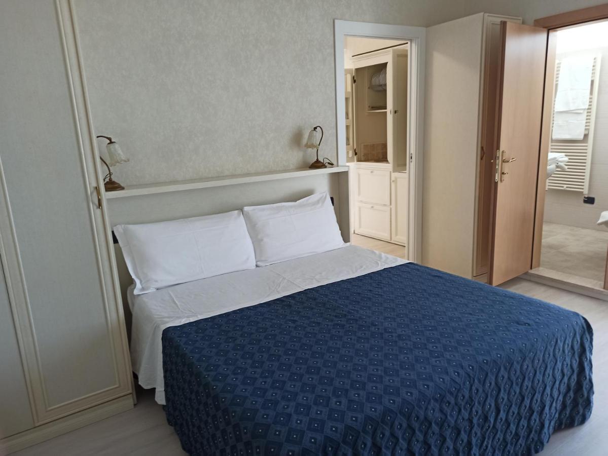 Hotel Mondial Bellaria-Igea Marina Exterior foto
