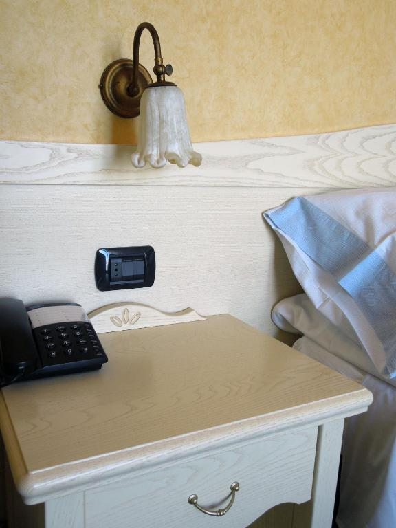 Hotel Mondial Bellaria-Igea Marina Quarto foto